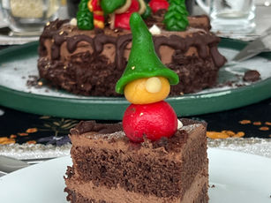 Christmas-Mousse-au-Schokolade-Torte