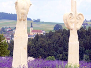 Das Dorfwirtshaus in der weltweit ersten Labyrinthegemeinde!