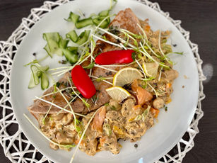 Pikantes Crêpes mit cremiger Champignons-Gemüse-Füllung