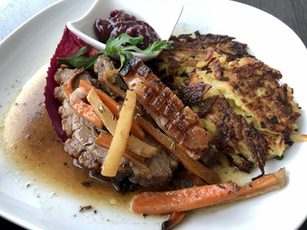 Wildschweinbraten mit Kartoffel-Rösti und Gin Safterl ❤️