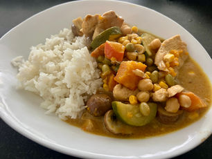 Puten-Curry mit Hülsenfrüchte & Duftreis