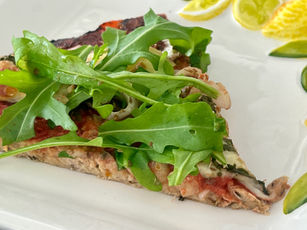 Pizza mit Thunfischboden ❤️ (low Carb und glutenfrei)