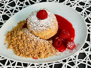 Traumhafte HIMBEERE - Knödel mit flüssigem Kern