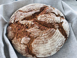 Sauerteig-Roggen-Mischbrot