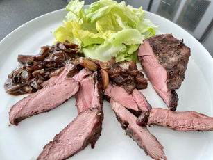 Gegrilltes Reh auf Blattsalat ❤️