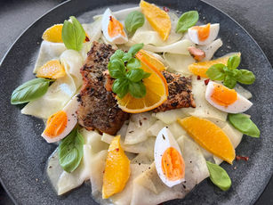 Saibling auf Kohlrabi-Carpaccio mit Orangen-Filets