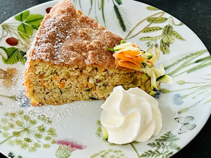 Zucchini-Karotten-Haferflocken Kuchen (glutenfrei)