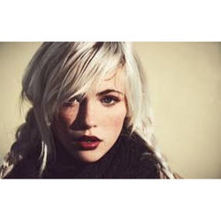 Veela Singer 5-600x600