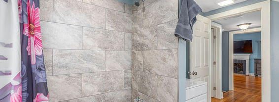 Little Stone Cottage Bathroom Vacation Rental Hot Springs NC