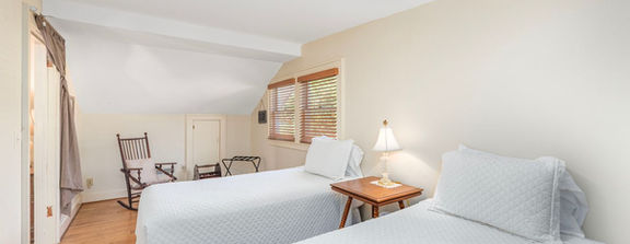 Creek House Twin Bedroom Hot Springs Getaway NC Vacation Rental