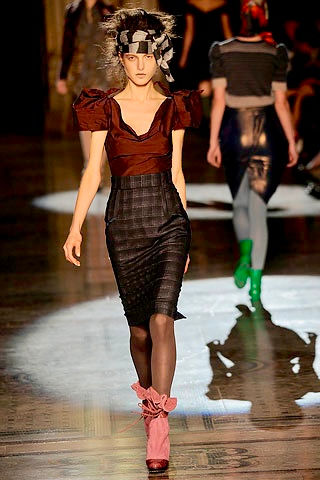 Thumbnail: A/W 2010 VIVIENNE WESTWOOD ELEVATED PLATFORM BOOTS  D38 UK5