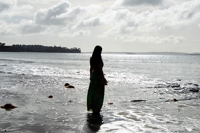 An image of Kerry Dell Silhouette on Beach_