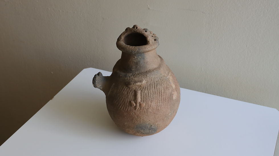 サムネイル： アフリカ　土偶　土器　酒器　水差し　B