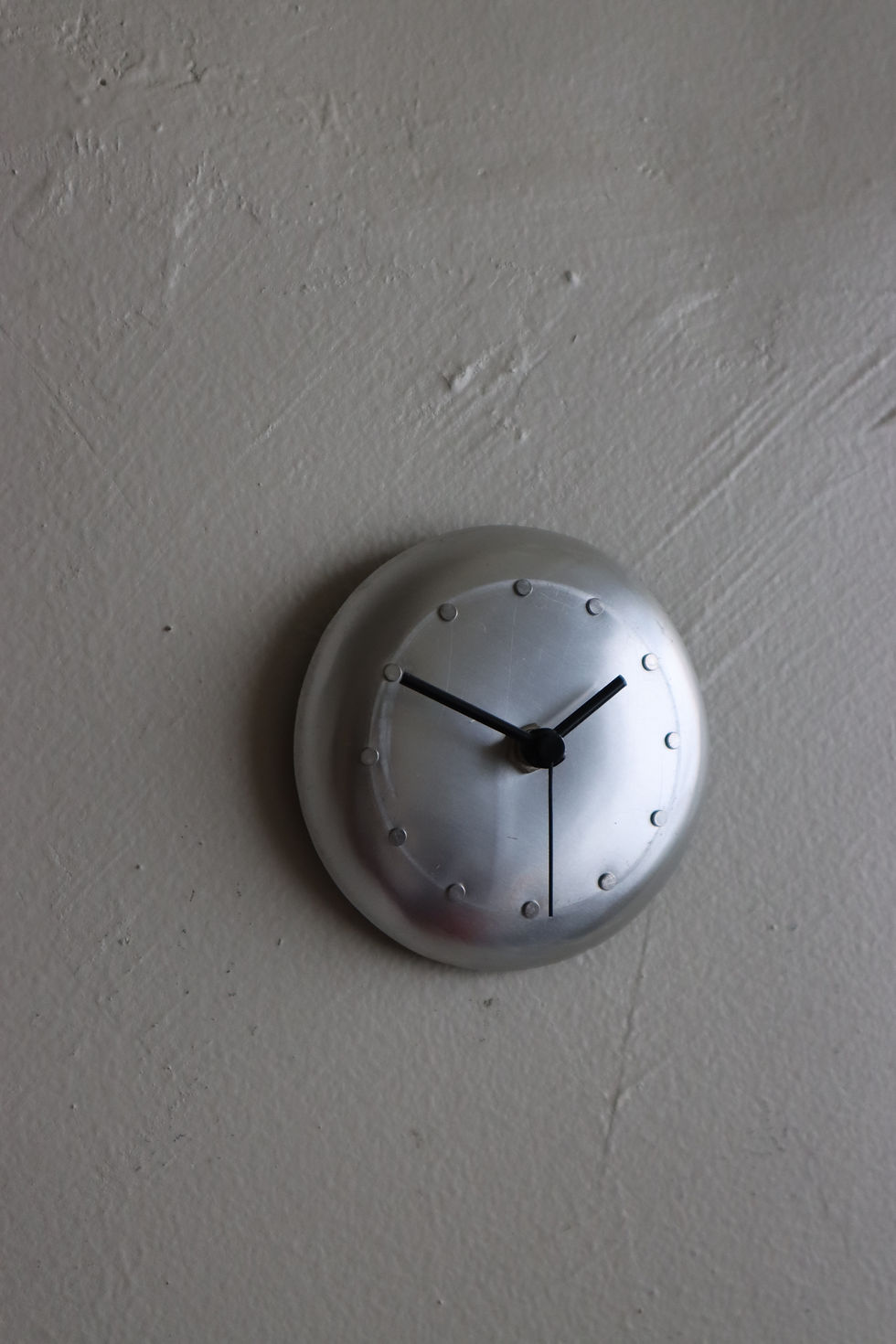 サムネイル： aluminum  clock  M  .b