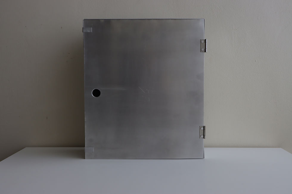 サムネイル： aluminum  clock 　鳩時計