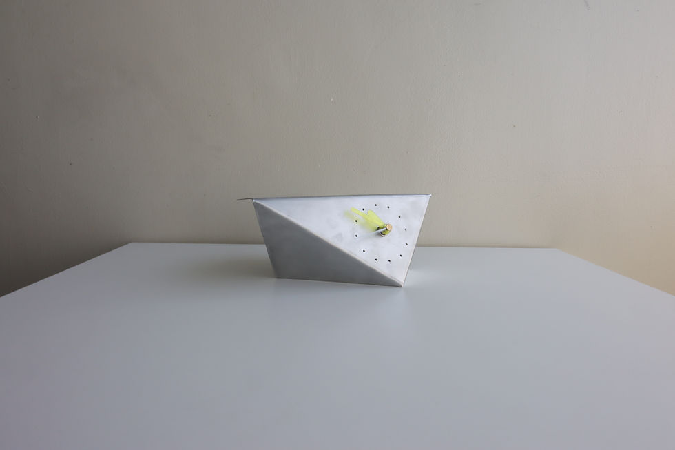 aluminum   clock　yelloworigami