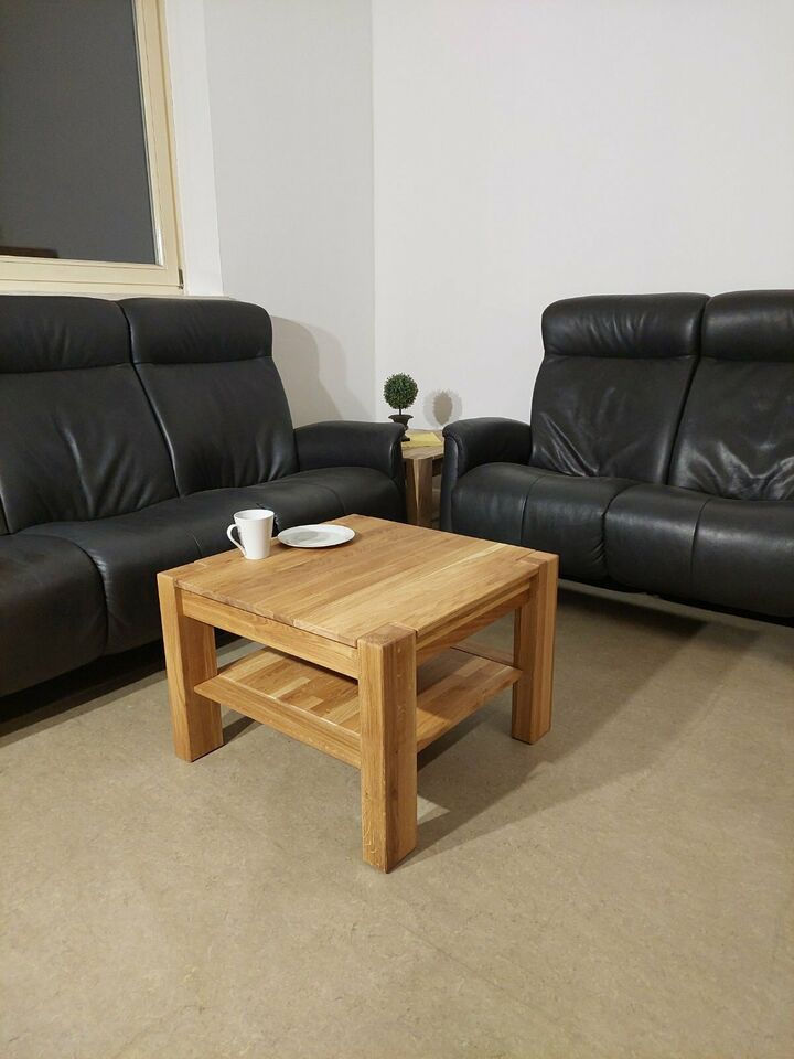 Miniaturbild: Couchtisch massiv Wildeiche geölt quadratisch mit Ablage