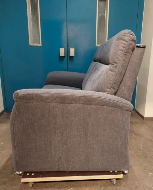 Miniaturbild: Couch ( Sofa ) 2 Sitzer in Stoff