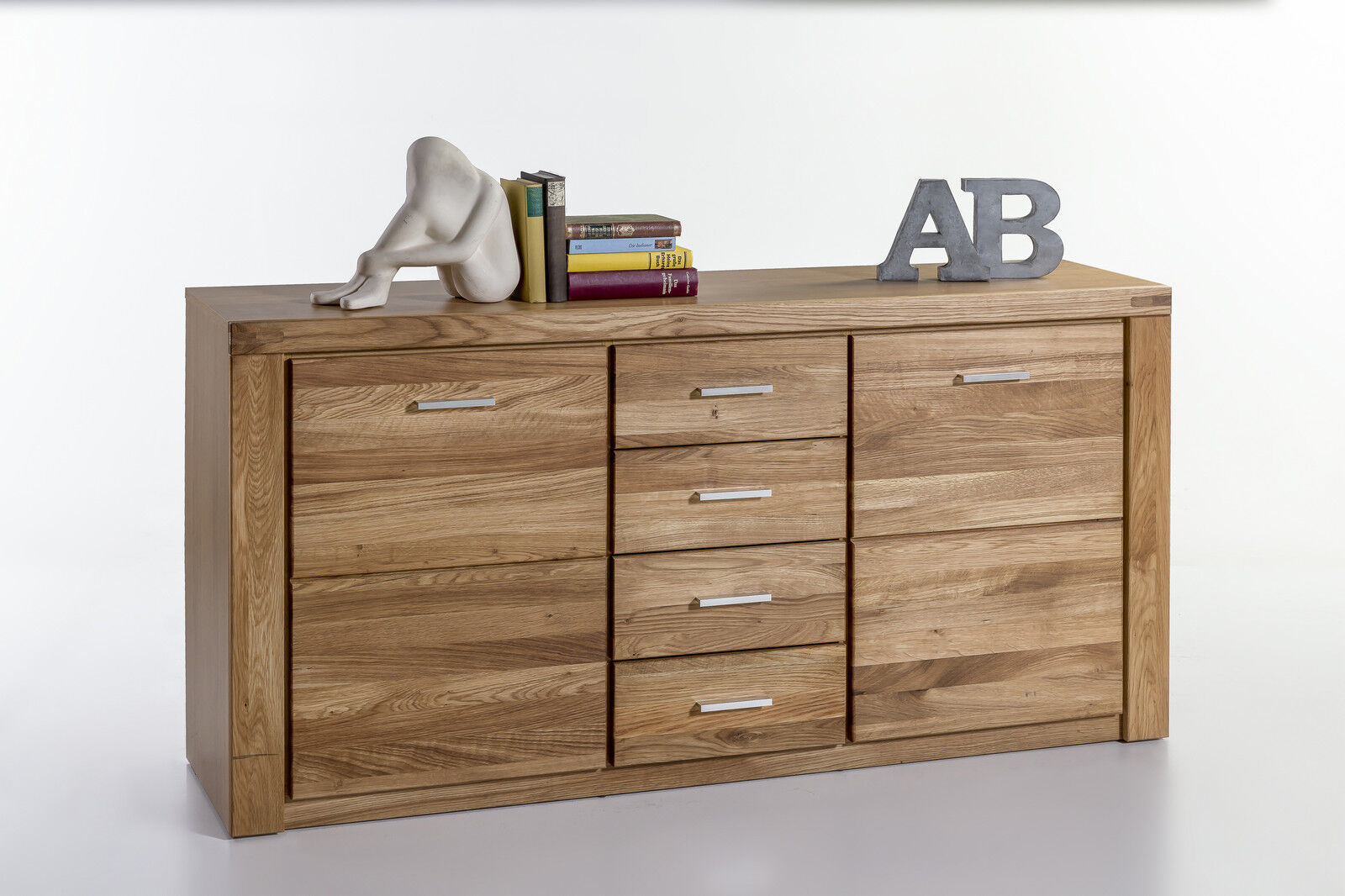 Tabea: Sideboard