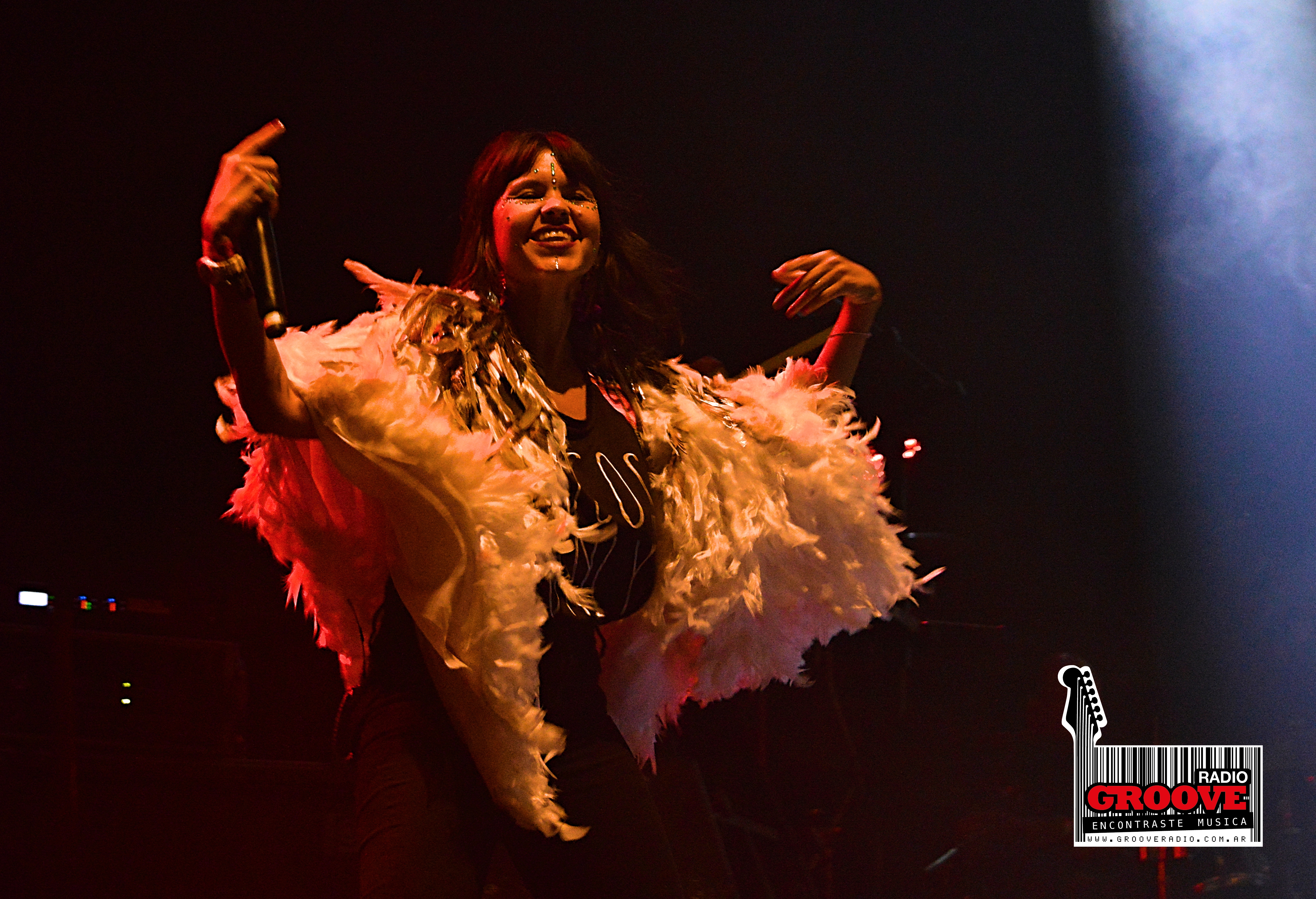 BOMBA ESTEREO