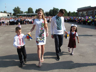 ЗІ СВЯТОМ ЗНАНЬ, ПІДГАЙЦІВСЬКИЙ НВК!
(фотозвіт)