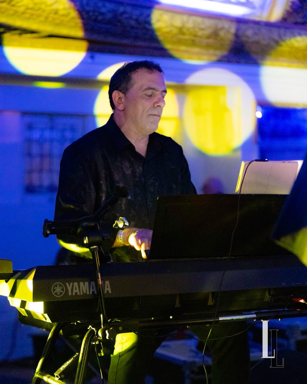 Blake Lewis and his Velvet Swing Orchestra