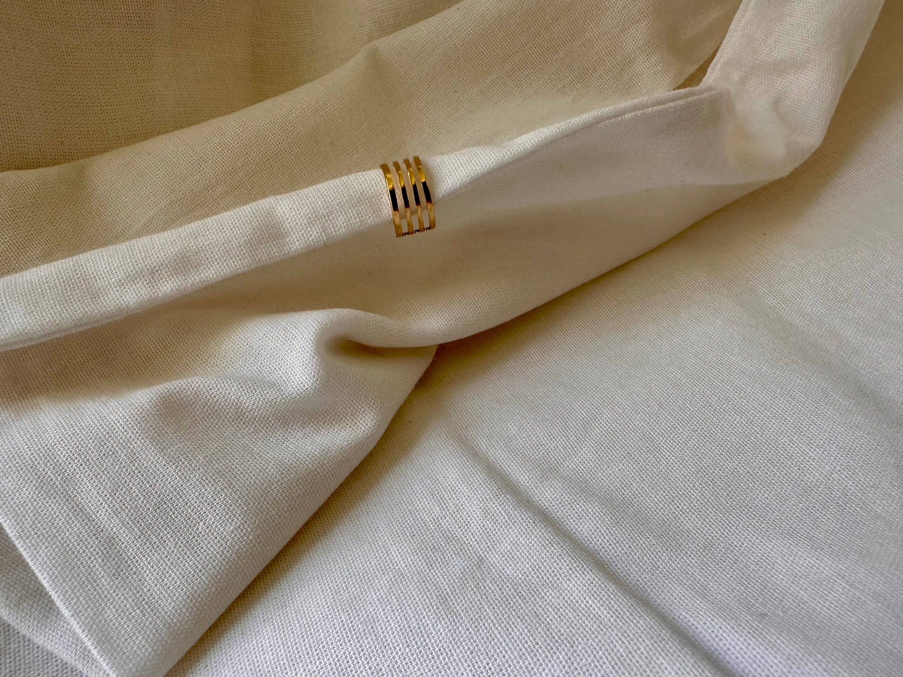 Falso Piercing Kate Ouro