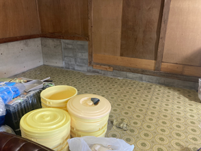実家の倉庫を片づける