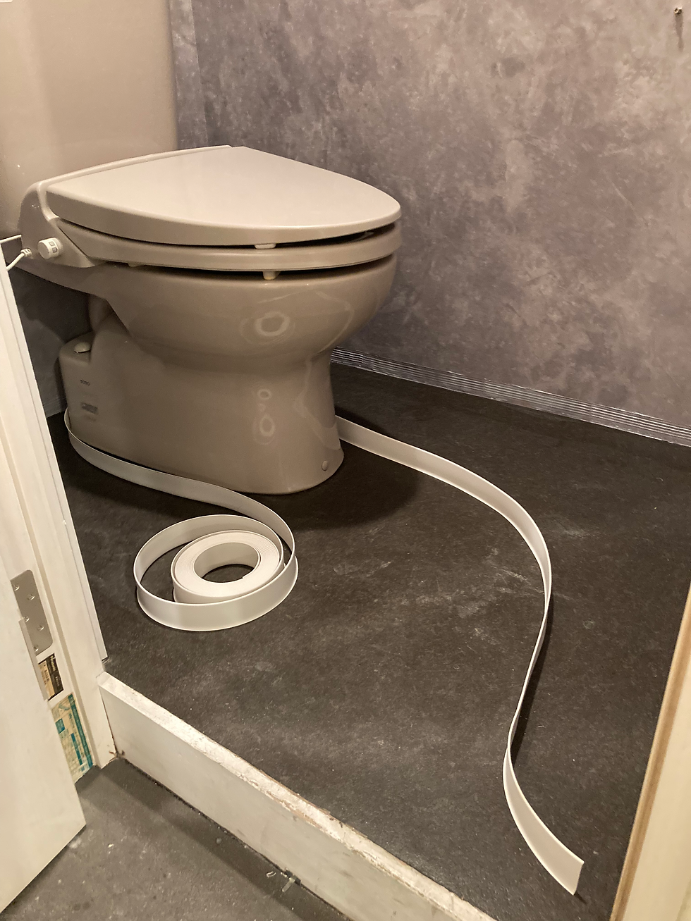 繋ぎ目を作らないようにロールタイプを使用