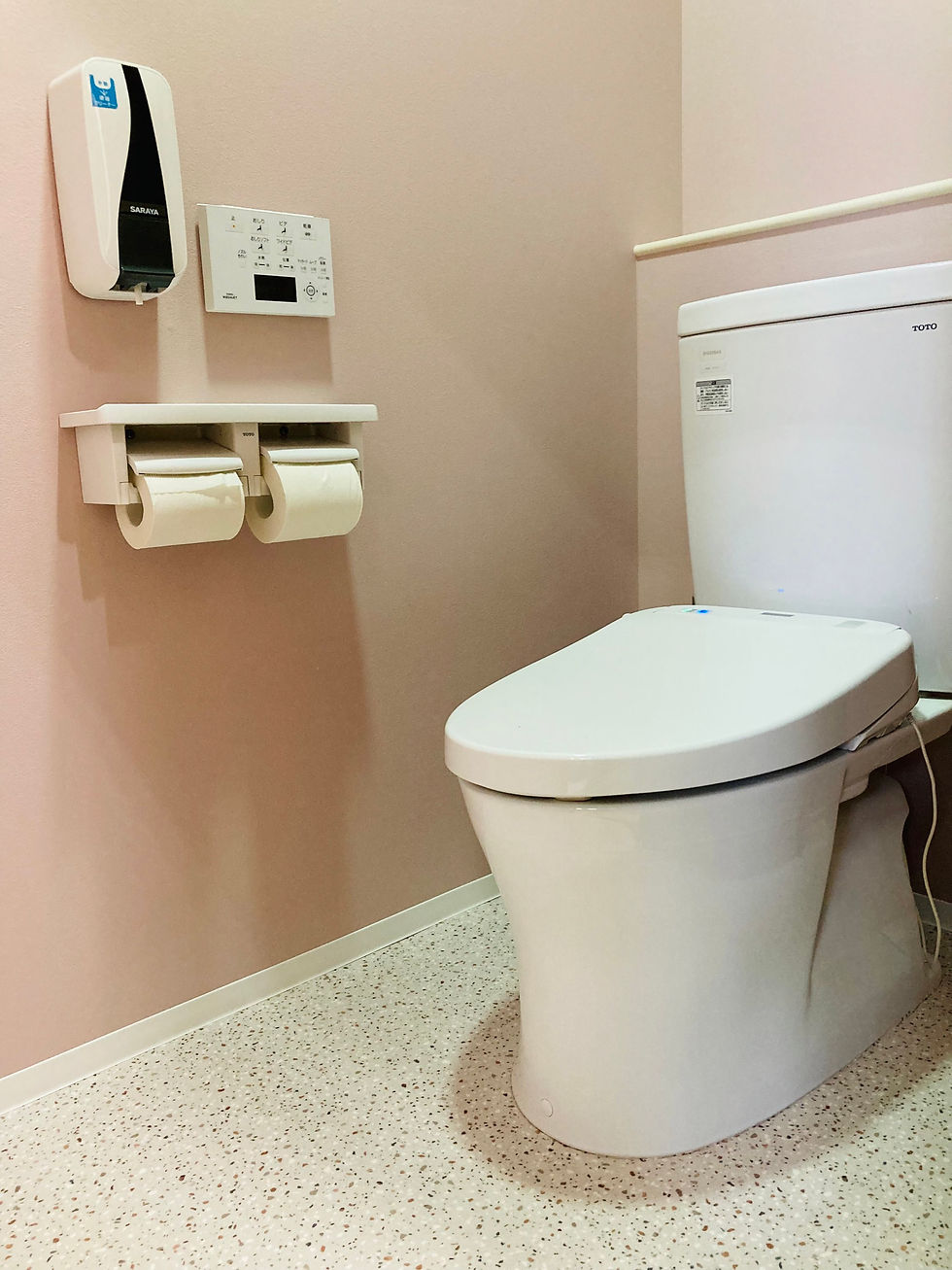 女子トイレらしく華やかで柔らかいトーンにしました