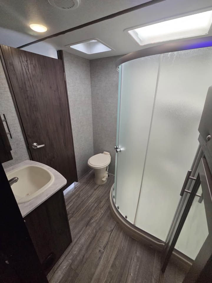 Thumbnail: SOLD | 2018 Forest River Arctic Wolf 285DRL4