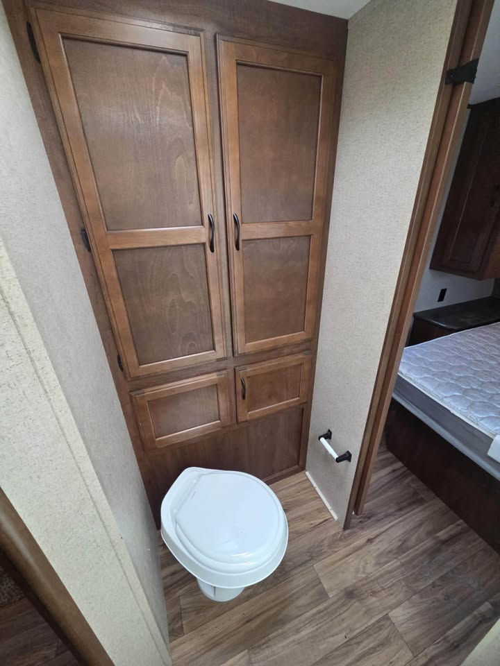 Thumbnail: SOLD | 2016 Jayco 265 RLSW