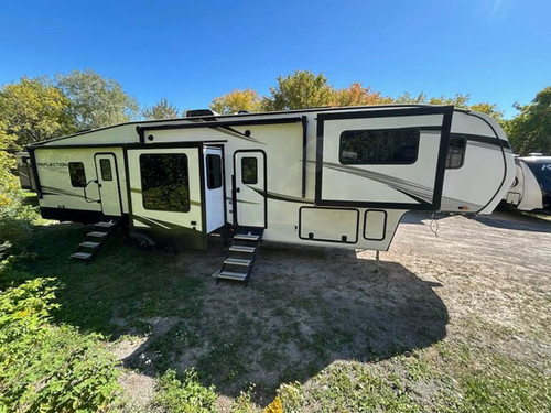 2023 Grand Design Reflection 370 FLS | My Site