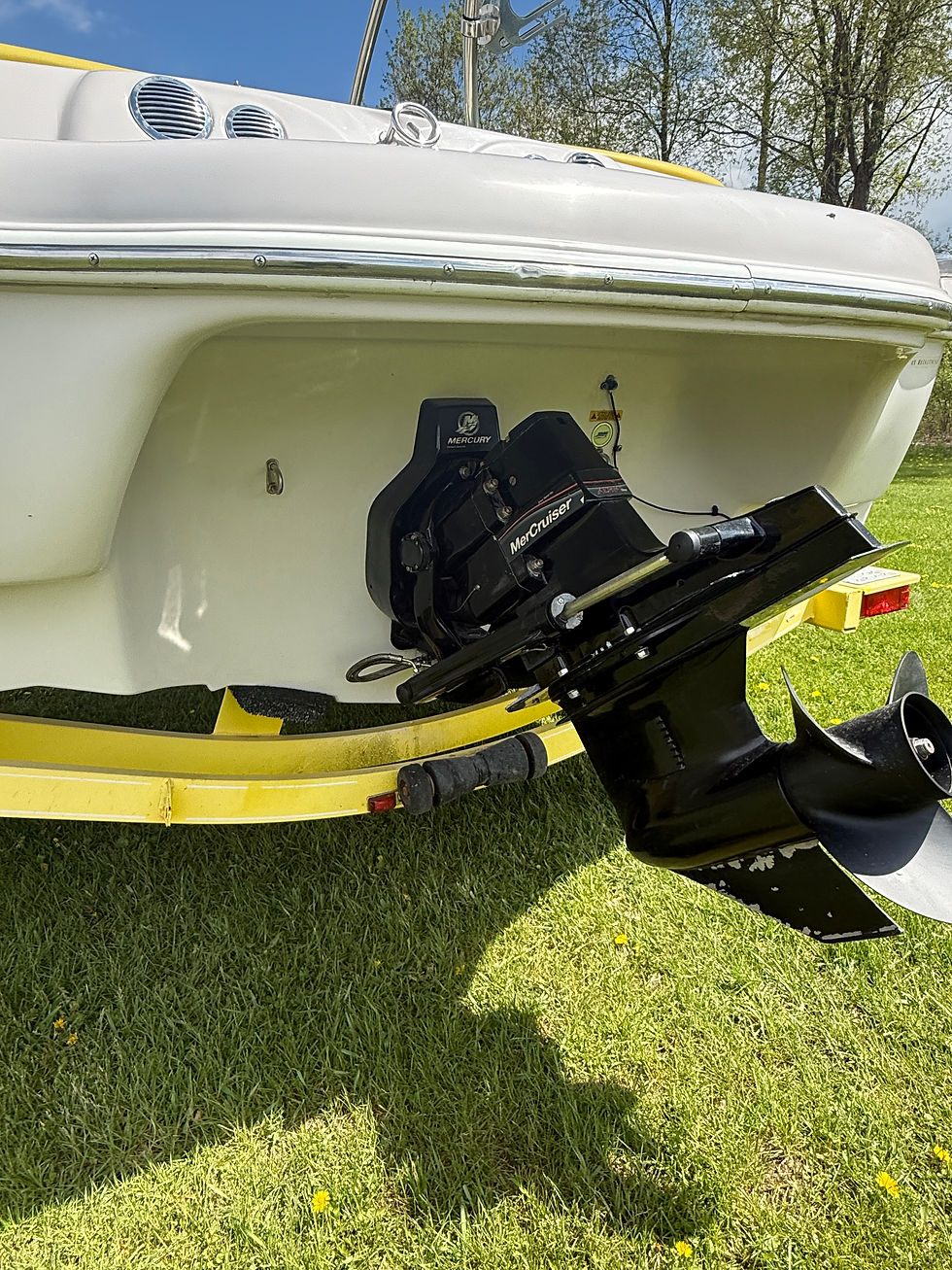 Thumbnail: 2005 Tahoe Q6, 5.0 Litre Mercury Inboard