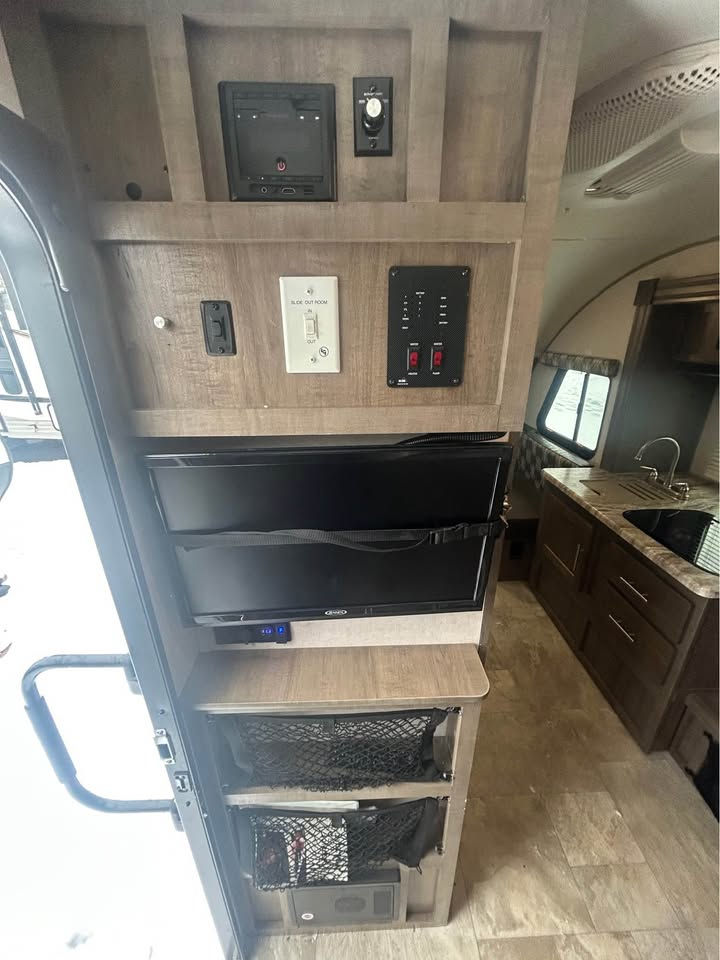 Thumbnail: 2018 Forest River R-Pod RP176