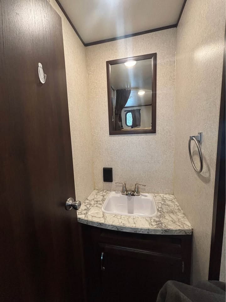 Thumbnail: SOLD | 2018 Jayco Jay Flight 267BHS