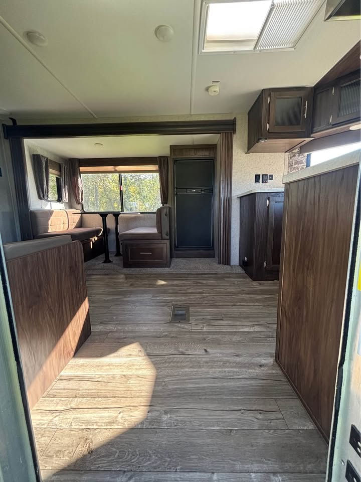 Thumbnail: SOLD | 2018 Forest River Cherokee 234VFK