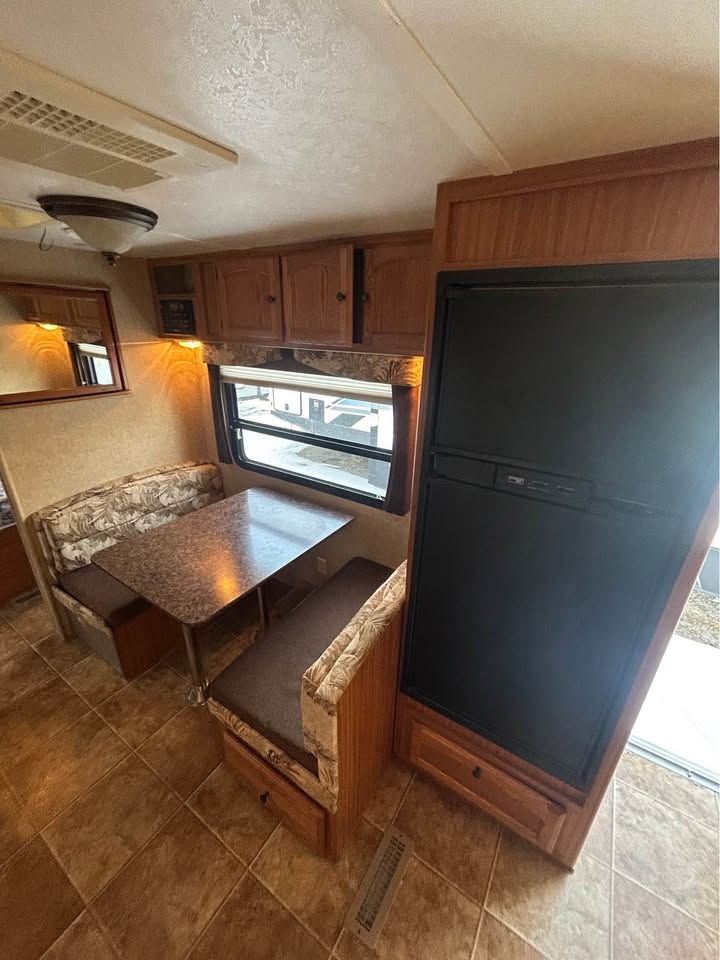 Thumbnail: SOLD | 2010 Dutchmen Lite 25 CGS