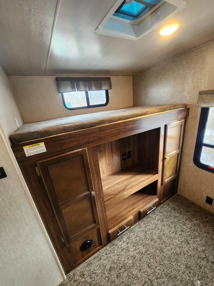 Thumbnail: SOLD | 2018 Heartland Recreational Mallard M32