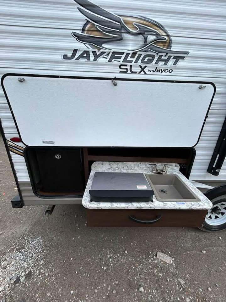 Thumbnail: SOLD | 2020 Jayco 224BH