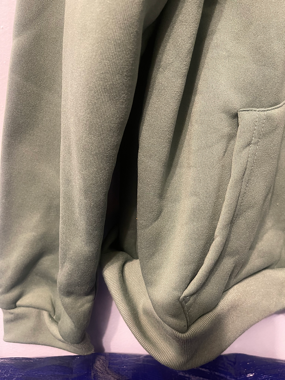 Thumbnail: Green sweatshirt 