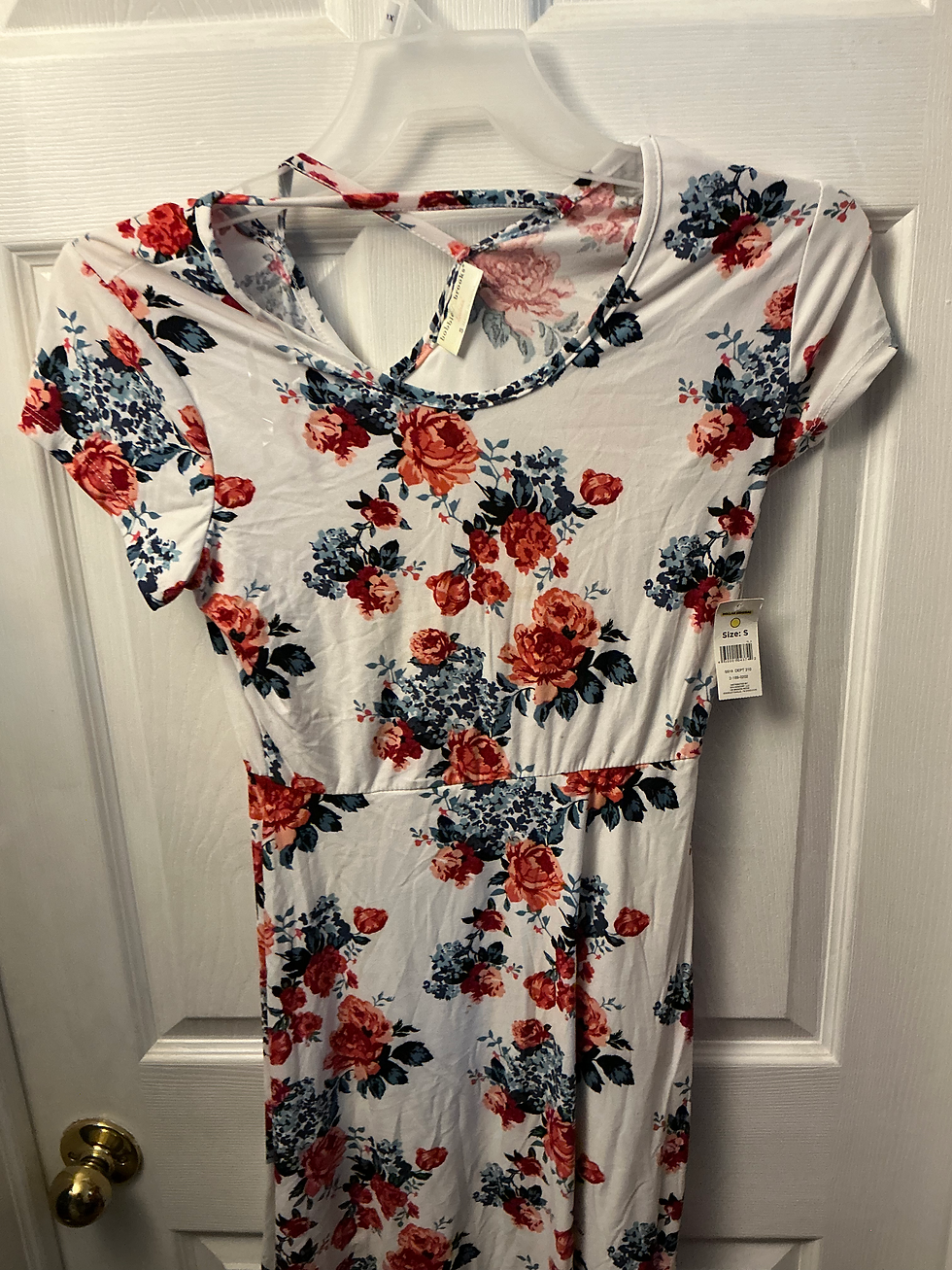 Thumbnail: Bobbi Brooks Res White and Blue dress!