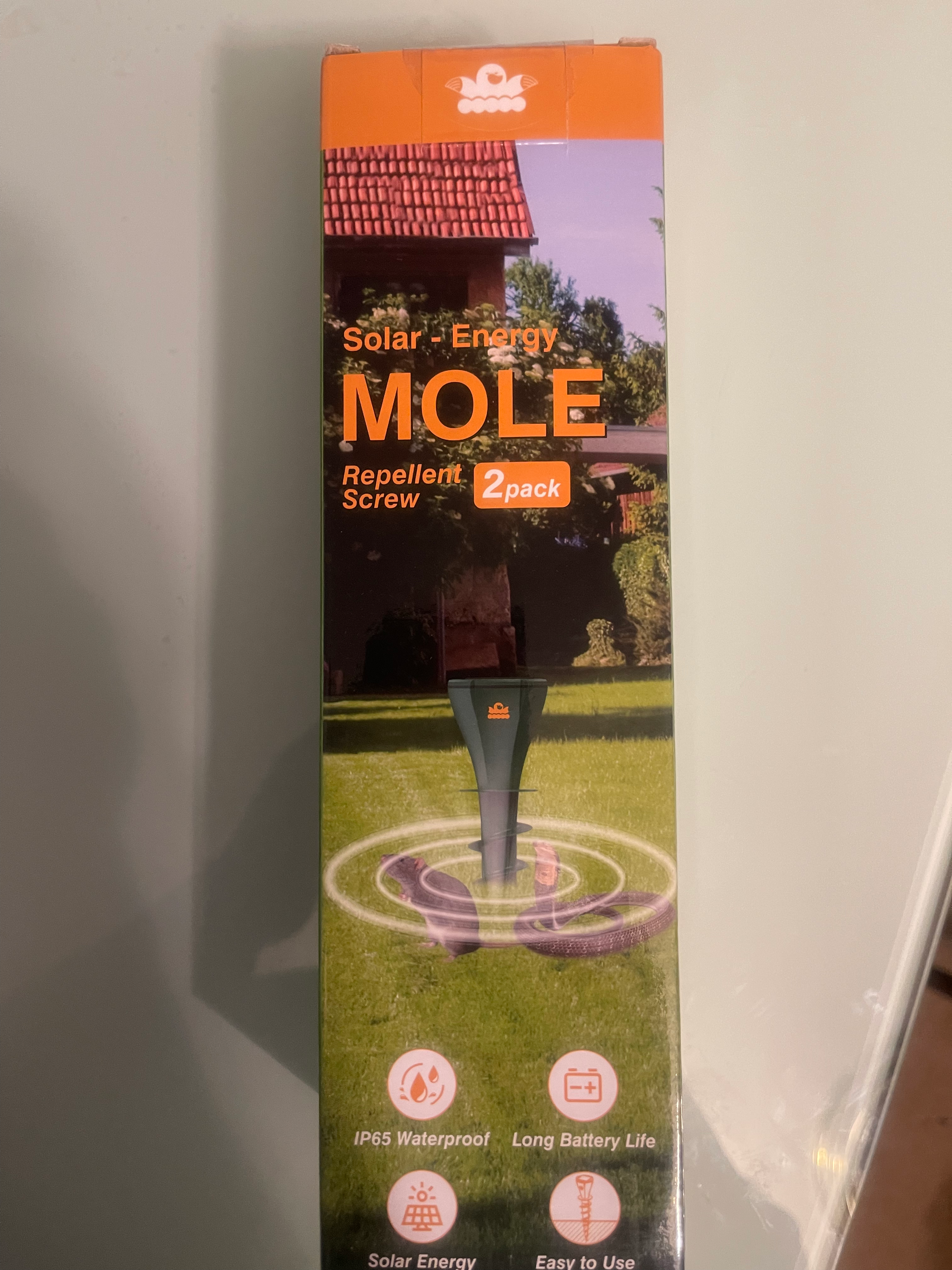 Mole Repellent Solar Powered for Lawns, Waterproof Gopher & Groundhog Repellent 