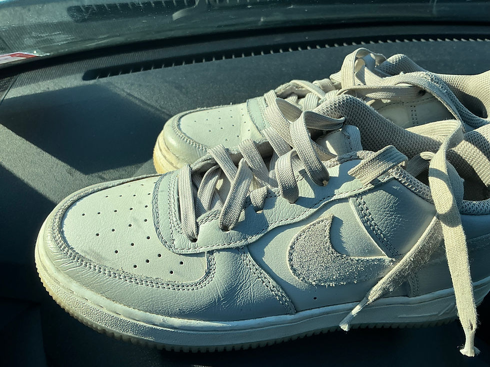 Thumbnail: Nike Air Force 1 Low Sneakers – Youth Size 5Y