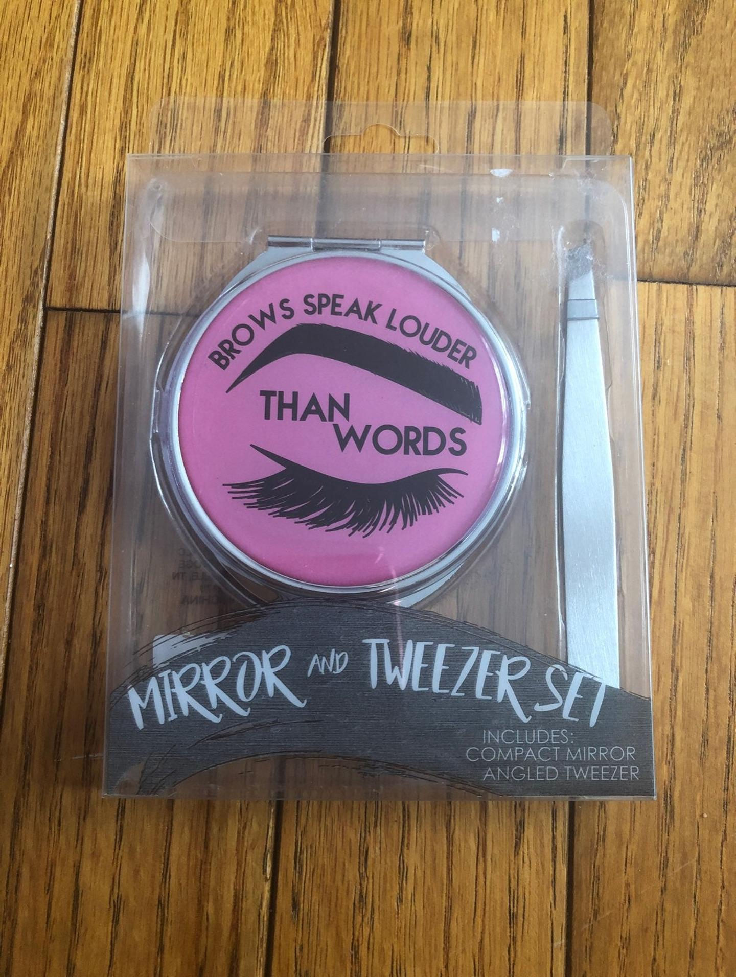 brand new tweezers /mirror set