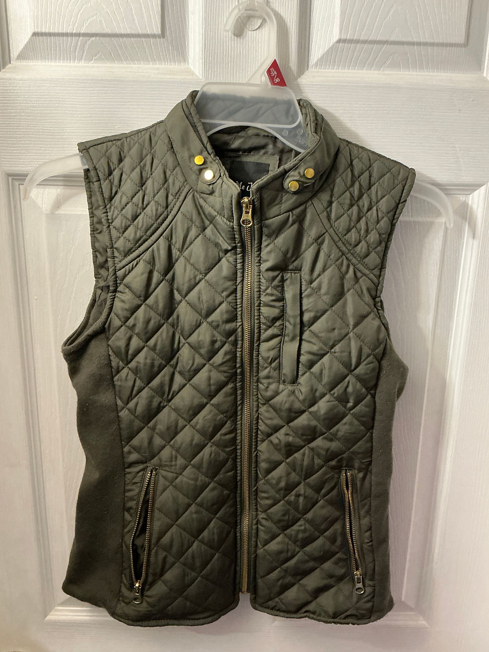 Thumbnail: 💚 Women’s Quilted Vest (Me Jane – Size Large)