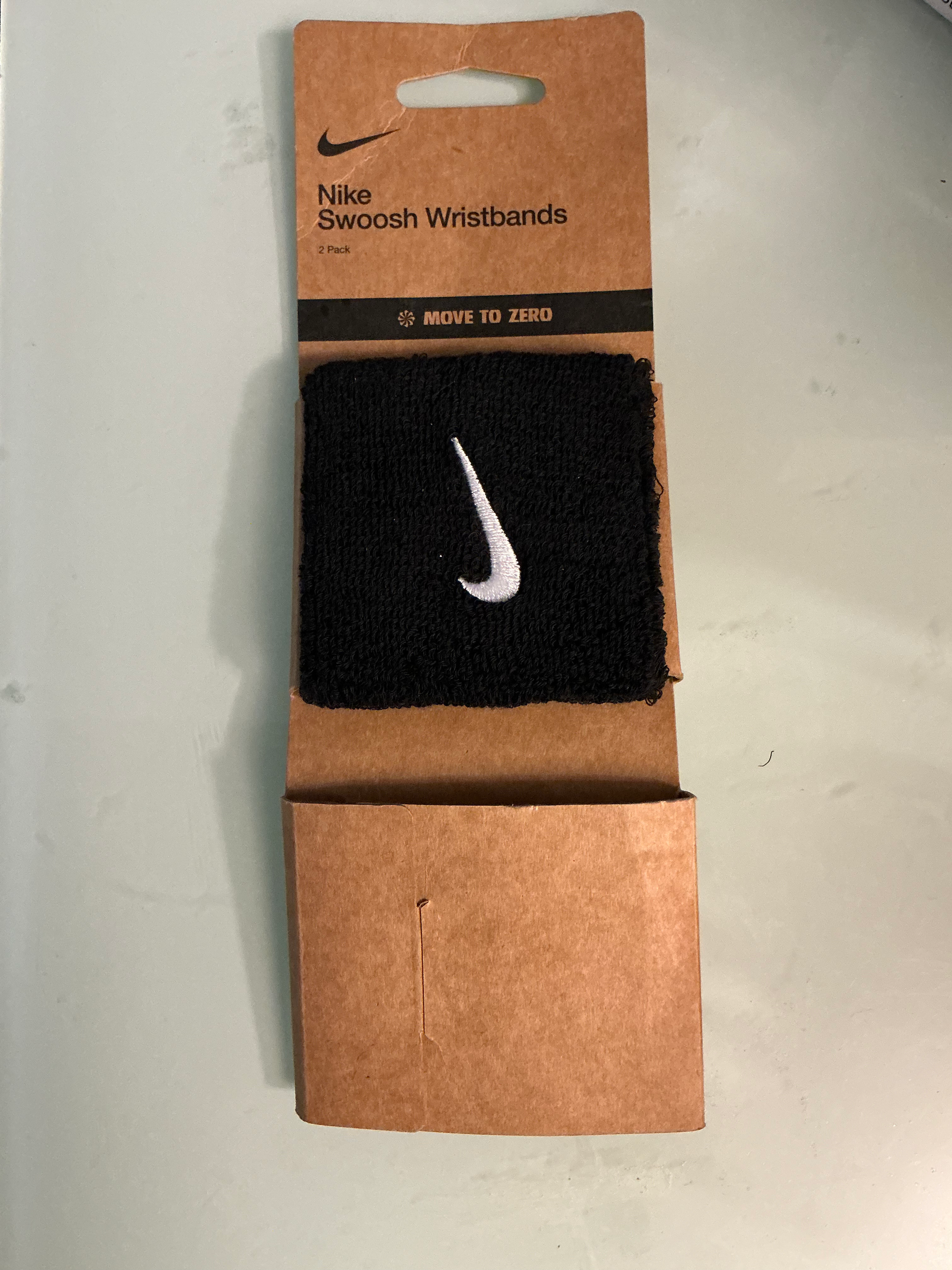1 Nike Swoosh Classic Wristband