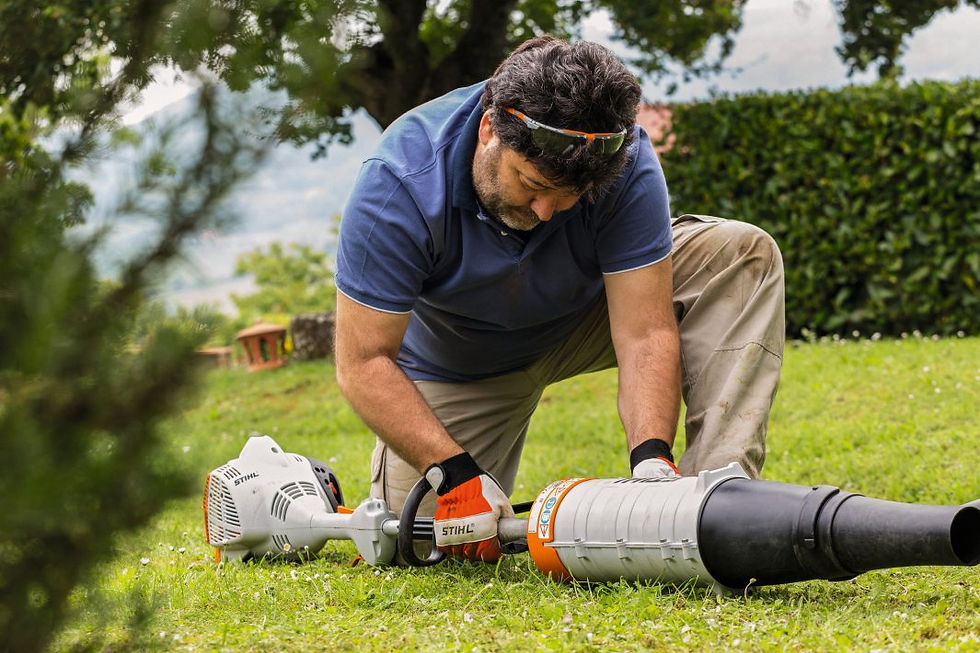 Thumbnail: STIHL KM 56 RC-E Petrol KombiEngine