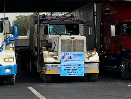 El tráfico en la México-Querétaro se ve afectado por la protesta de transportistas que demandan seguridad y el cese de extorsiones