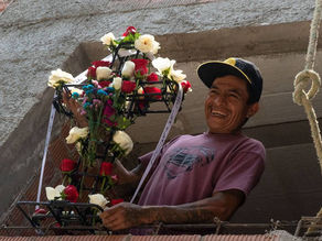 3 de mayo Día de la Santa Cruz y del Albañil